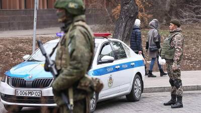 Миротворцы ОДКБ начали передавать охраняемые объекты правоохранителям Казахстана