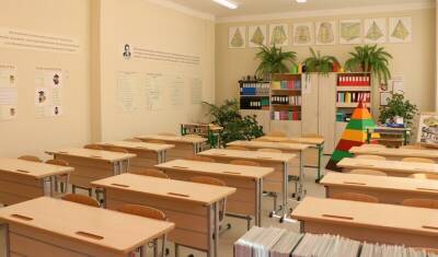 В Красноярске из-за угрозы минирования эвакуировали более 100 школ
