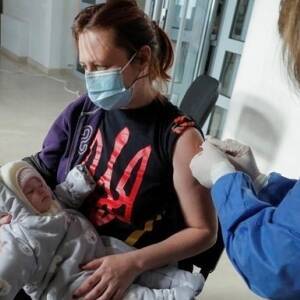 Более 50 тысяч украинцев получили бустерные прививки