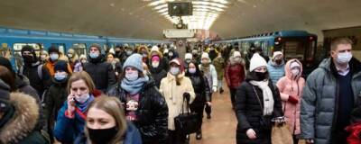 В Петербурге 12 января проверили соблюдение масочного режима в метро