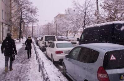 Транспортный коллапс в Киеве, столица стоит в пробках: где затруднено движение
