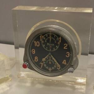 У россиянина в Борисполе изъяли радиоактивные часы. Фото