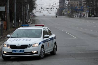 В Челябинской области водитель погиб, врезавшись в столб