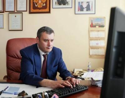 Депутат Хинштейн вступил в заочную полемику с Бастрыкиным из-за контроля над оружием