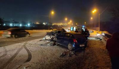 В Челябинске в ДТП с тремя машинами пострадал 30-летний водитель