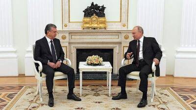 Путин и Мирзиеев провели телефонный разговор