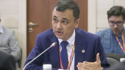 Кремль не будет судить о казахском министре Умарове по «неловким словам»