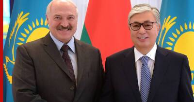 Лукашенко провел телефонный разговор с Токаевым