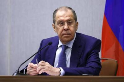 Лавров назвал «абсурдным решением» возможное введение новых санкций США против России