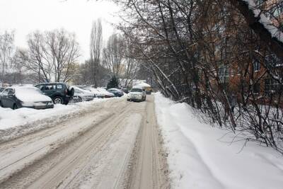 Четыре УК привлекут к ответственности из-за неубранного снега в Рязани