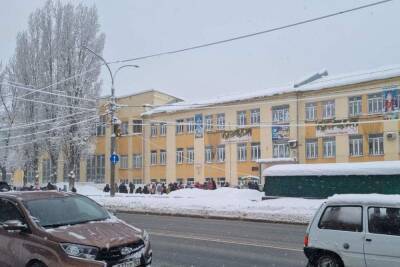 Бастрыкин дал поручение заняться массовым «минированием» школ в Саратове: не исключен иностранный след