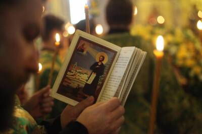 Священник УПЦ рассказал, для чего нужно читать акафисты - ukrainianwall.com - Украина