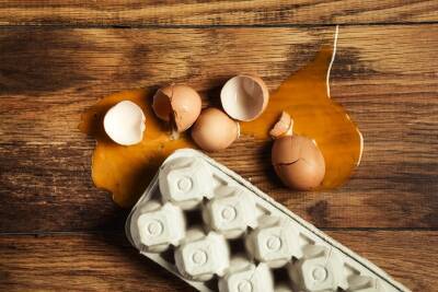 Нужно ли платить, если вы случайно разбили яйца в магазине?