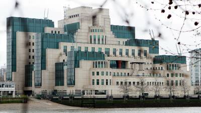 MI-5 обвинила гражданку КНР в лоббировании интересов китайских госкомпаний в Британии
