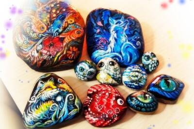 Каменное чудо: жительница Рыбинска создает на камнях маленькие шедевры