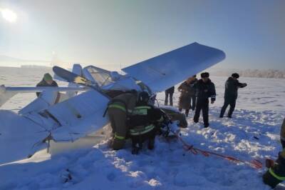 Легкомоторный самолет упал в Алтайском крае