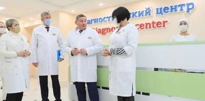 Губернатор Волгоградской области Андрей Бочаров заявил о неэффективности QR-кода против «омикрона»