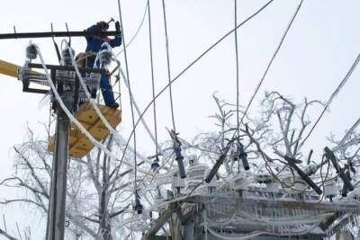 Циклон «Эльза» оставил без электричества в Пестовском районе 81 ребенка