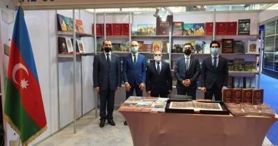 Азербайджан представлен на Международной книжной выставке в Катаре