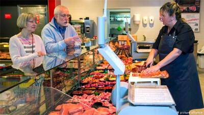 Венгрия ввела госрегулирование цен на шесть продуктов питания