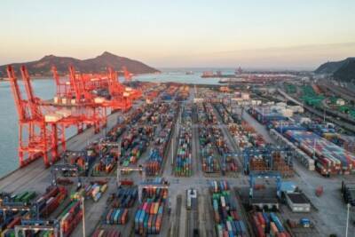 Китай продолжает наращивать экспорт своих товаров по мере роста мирового спроса