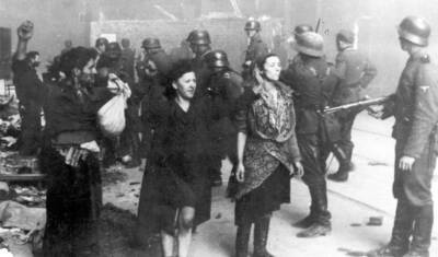 На русском вышел «Дневник великой депортации», написанный жителем Варшавского гетто