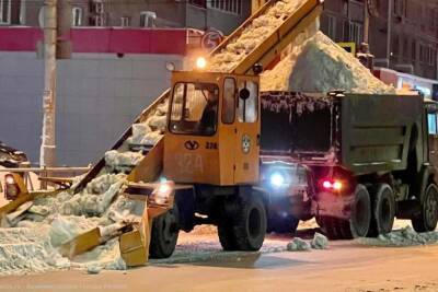 За ночь с улиц Рязани вывезли 4,2 тысячи кубометров снега