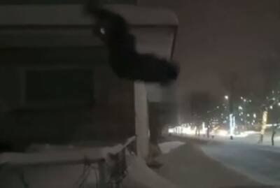 Смертельное сальто 18-летнего парня в Обнинске попало на видео
