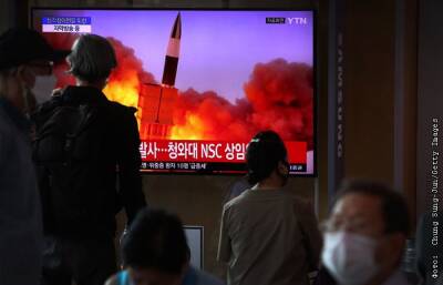 КНДР запустила в восточном направлении две баллистические ракеты