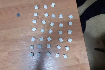 Подросток из Тверской области пытался сбыть наркотики в Твери