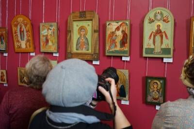 В областной картинной галерее открылась выставка работ тамбовских иконописцев