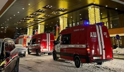 Опубликованы первые кадры с места падения лифта в московском отеле