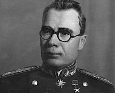 За что Сталин хвалил генерала Власова до предательства - Русская семерка