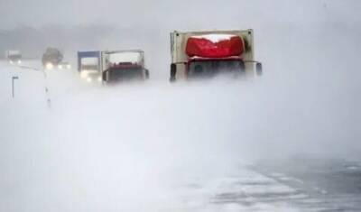 В Башкирии десятки машин оказались в снежном плену