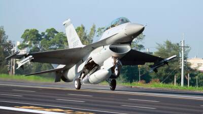 На Тайване разбился истребитель F-16V