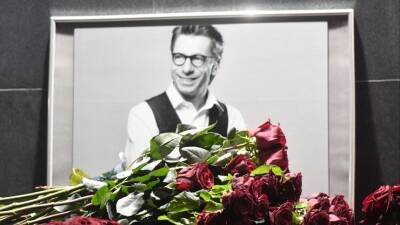 Названы предварительные дата и место похорон Михаила Зеленского