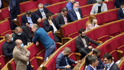Янукович подал иск против Верховной рады