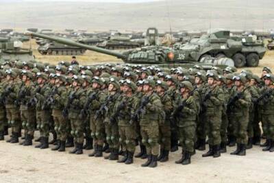 Россия имеет полное право ответить НАТО на размещение военных баз у ее границ