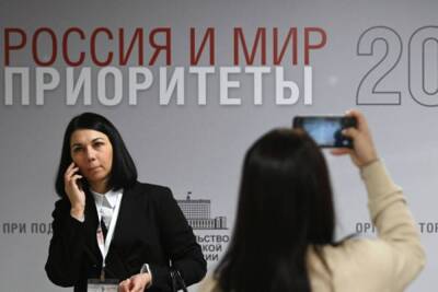 На Гайдаровском форуме правительство похвалило себя за борьбу с инфляцией
