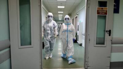 Инфекционист Чуланов предупредил о последствиях высокой заразности «Омикрона»
