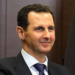 Офицер армии Асада издевался над мирными жителями в Сирии и был осужден за преступления против человечности и мира