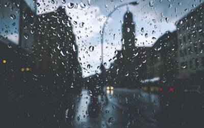 Ветер, град, молния: на Ровно обрушилась непогода - korrespondent.net - Украина - Киев - Австралия