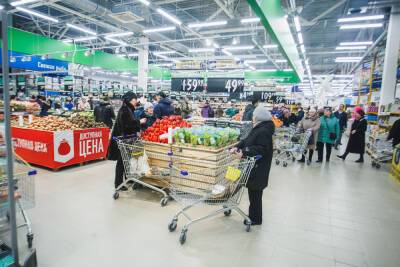 На новогодних праздниках в Псковской области подскочили цены на морковь и огурцы