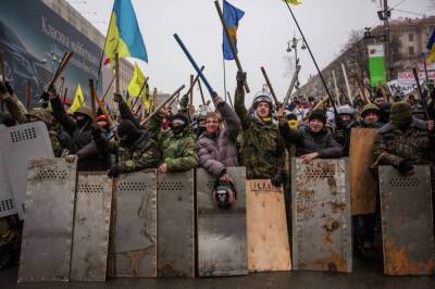 Романенко: Украинское общество превратилось в античеловеческую...