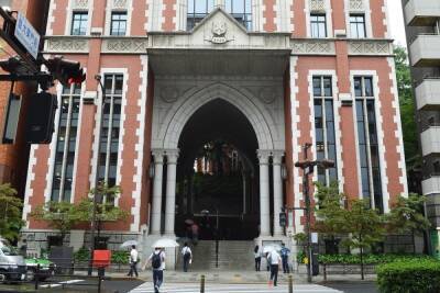Абитуриент Токийского университета перед экзаменом напал на людей