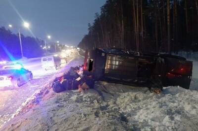 В Новосибирске 58-летний водитель Jeep погиб при наезде на сугроб