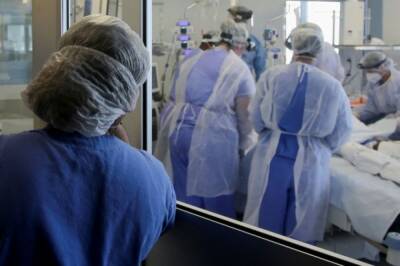 В Японии впервые умер пациент, заразившийся «омикроном»
