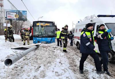Названа причина аварии с пассажирским автобусом в Москве
