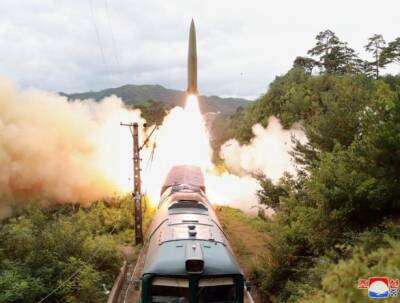 Пхеньян запускает ракеты по-советски, с поезда