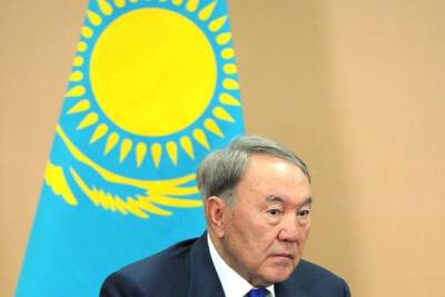 Двоих зятьев Назарбаева уволили с высоких постов